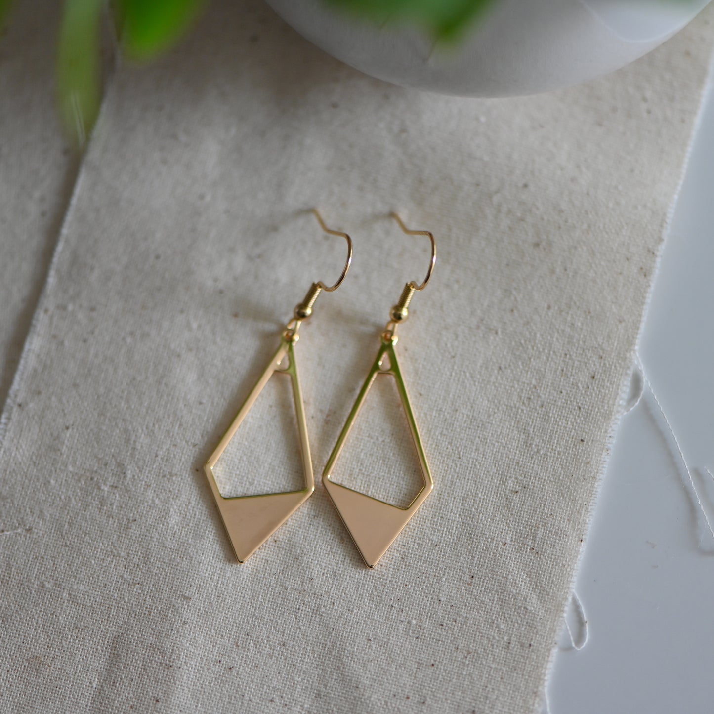 Clearance : Gold diamond shape dangle earrings