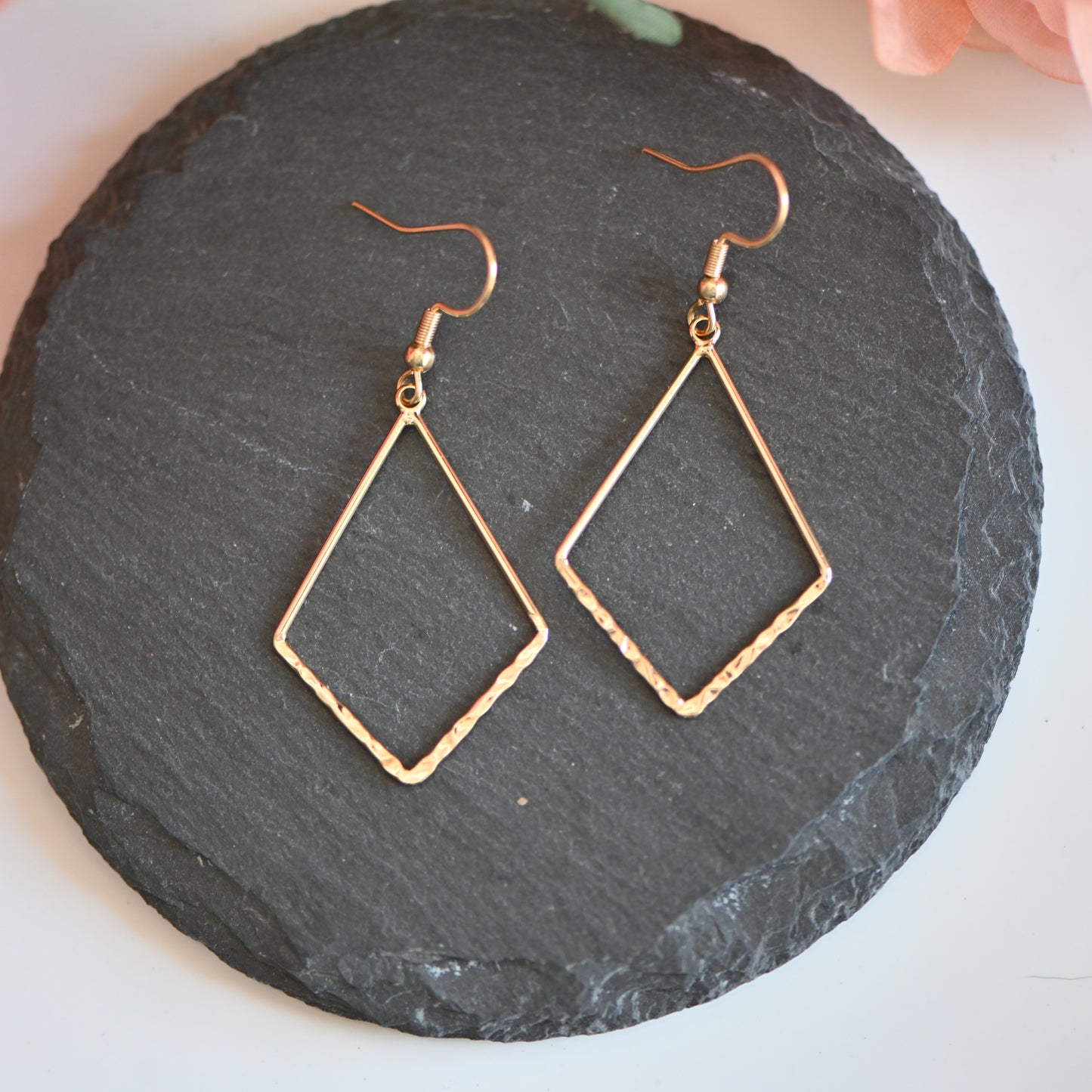 Clearance : Hammered gold diamond shape dangle earrings