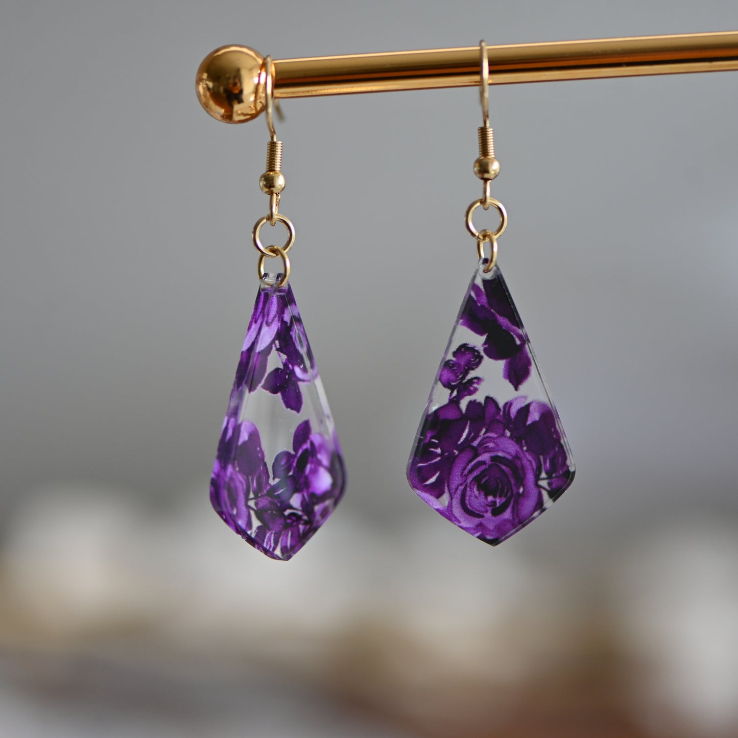 Clearance : Purple clear acrylic dangle earrings