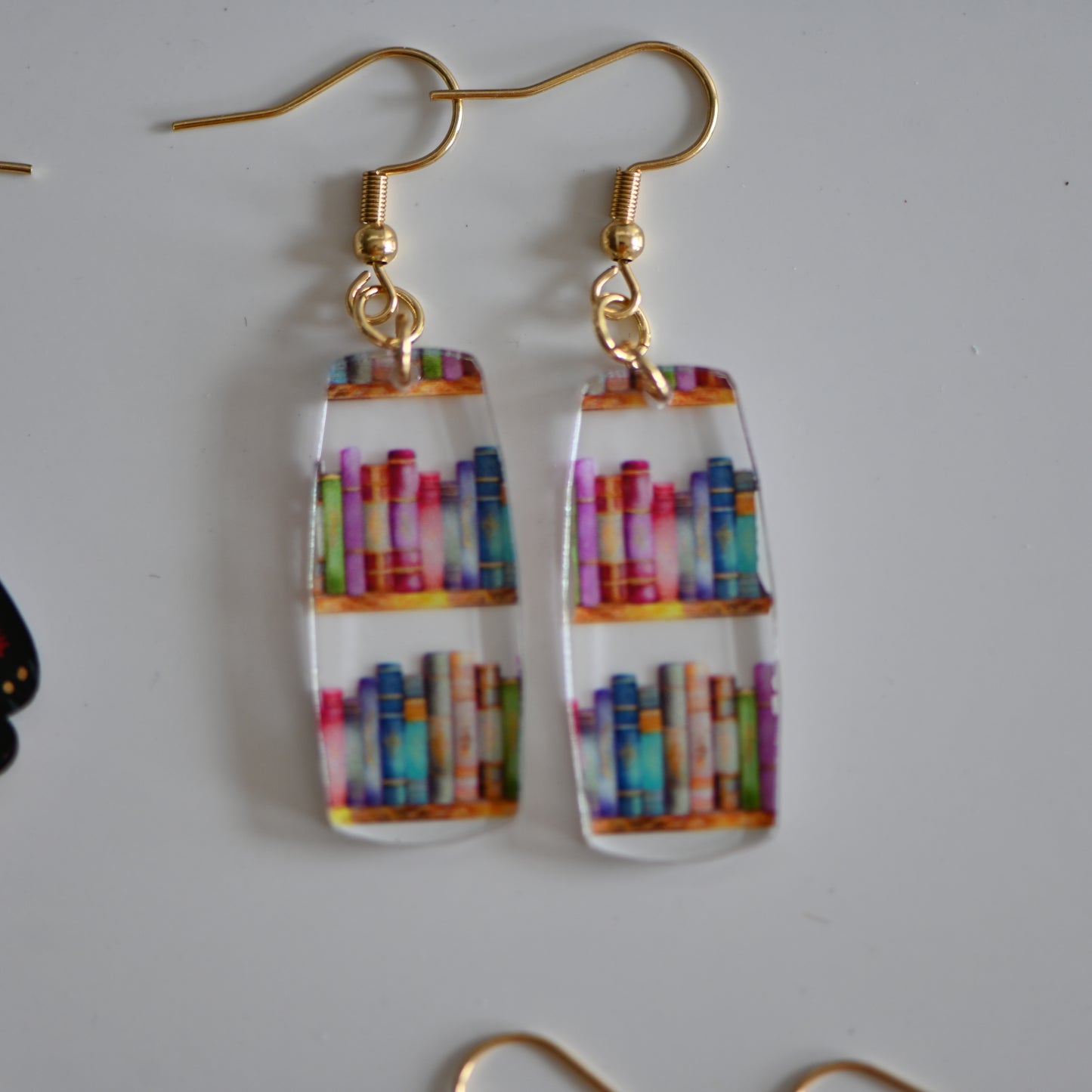 Clearance : Books earrings, clear acrylic earrings