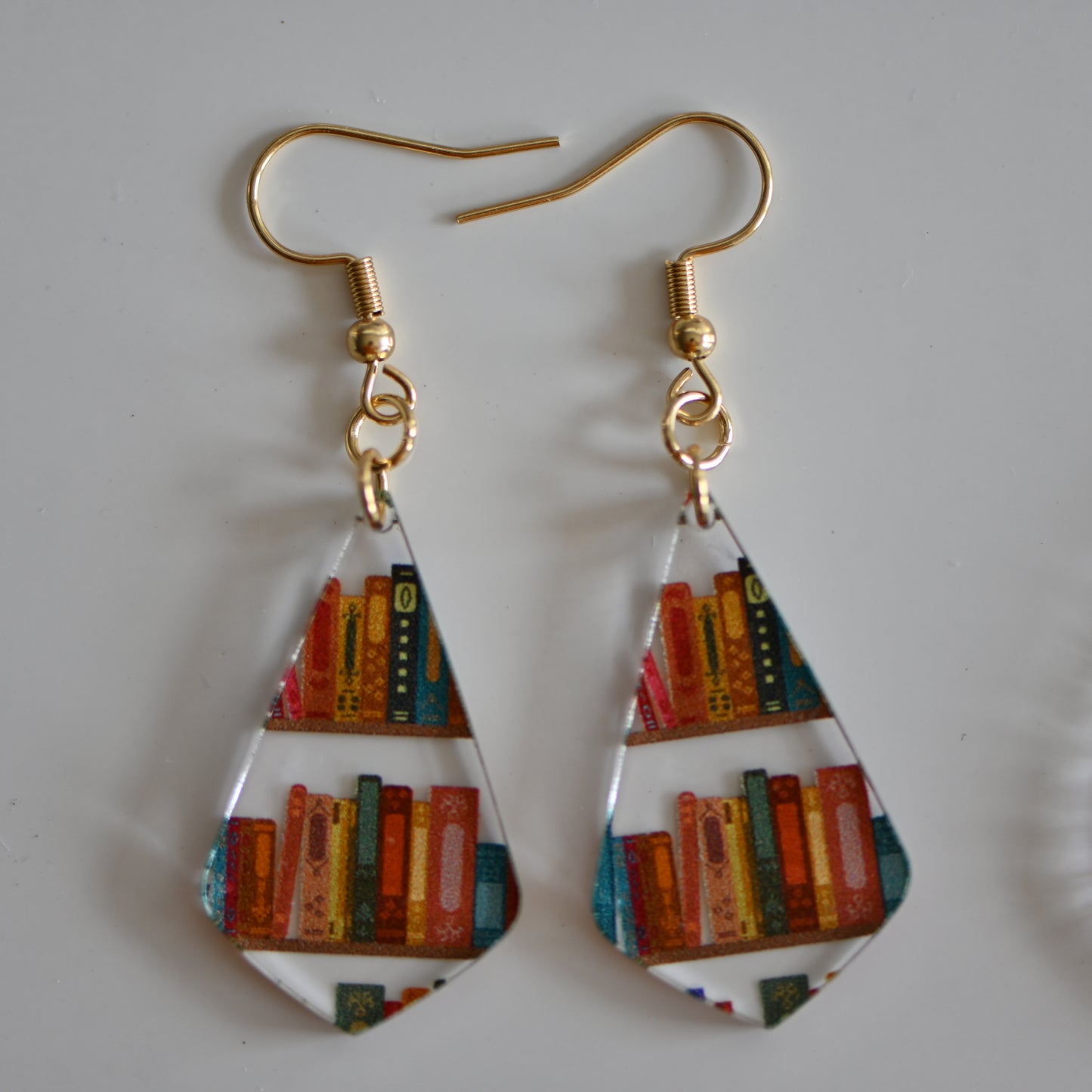 Clearance : Books earrings, clear acrylic earrings