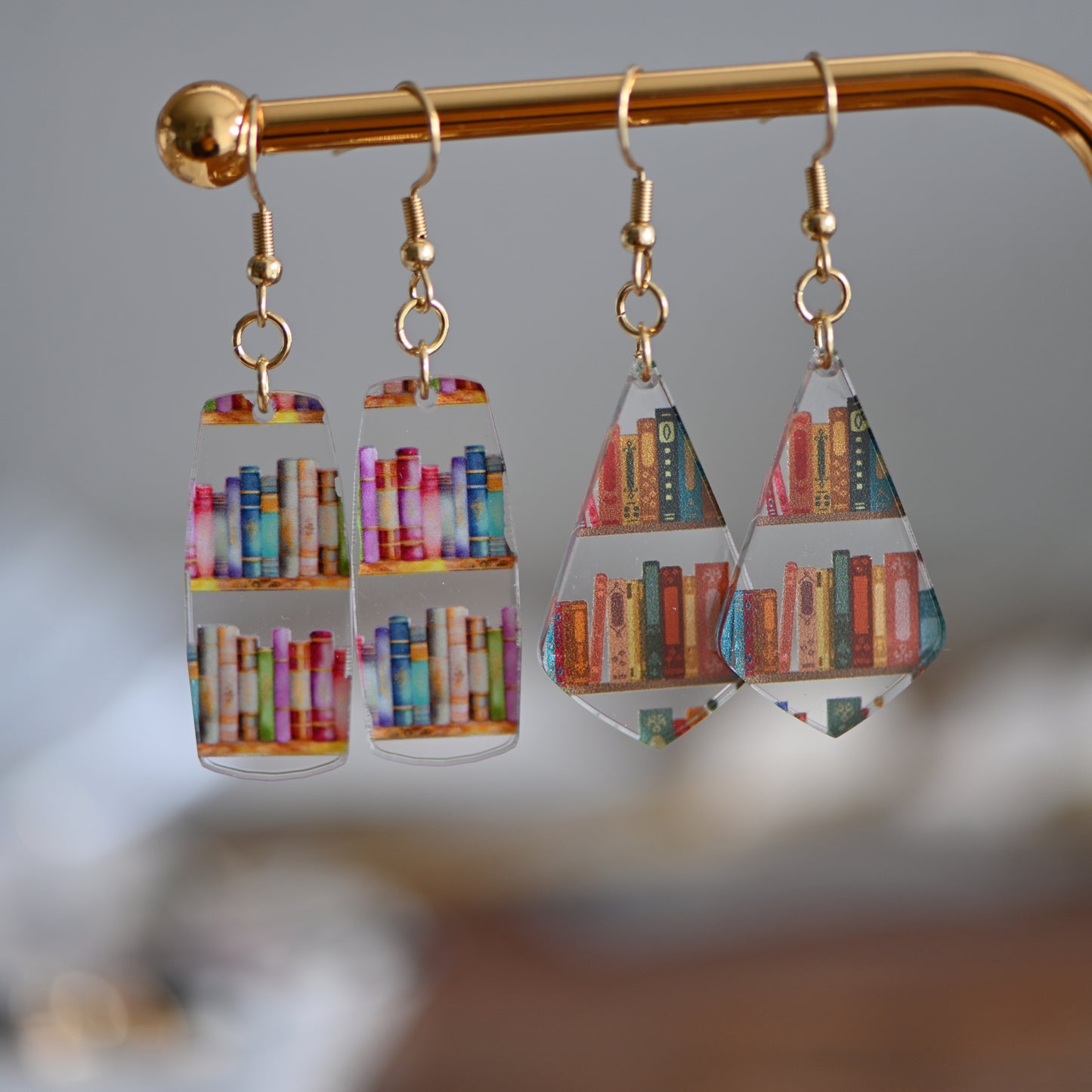 Clearance : Books earrings, clear acrylic earrings