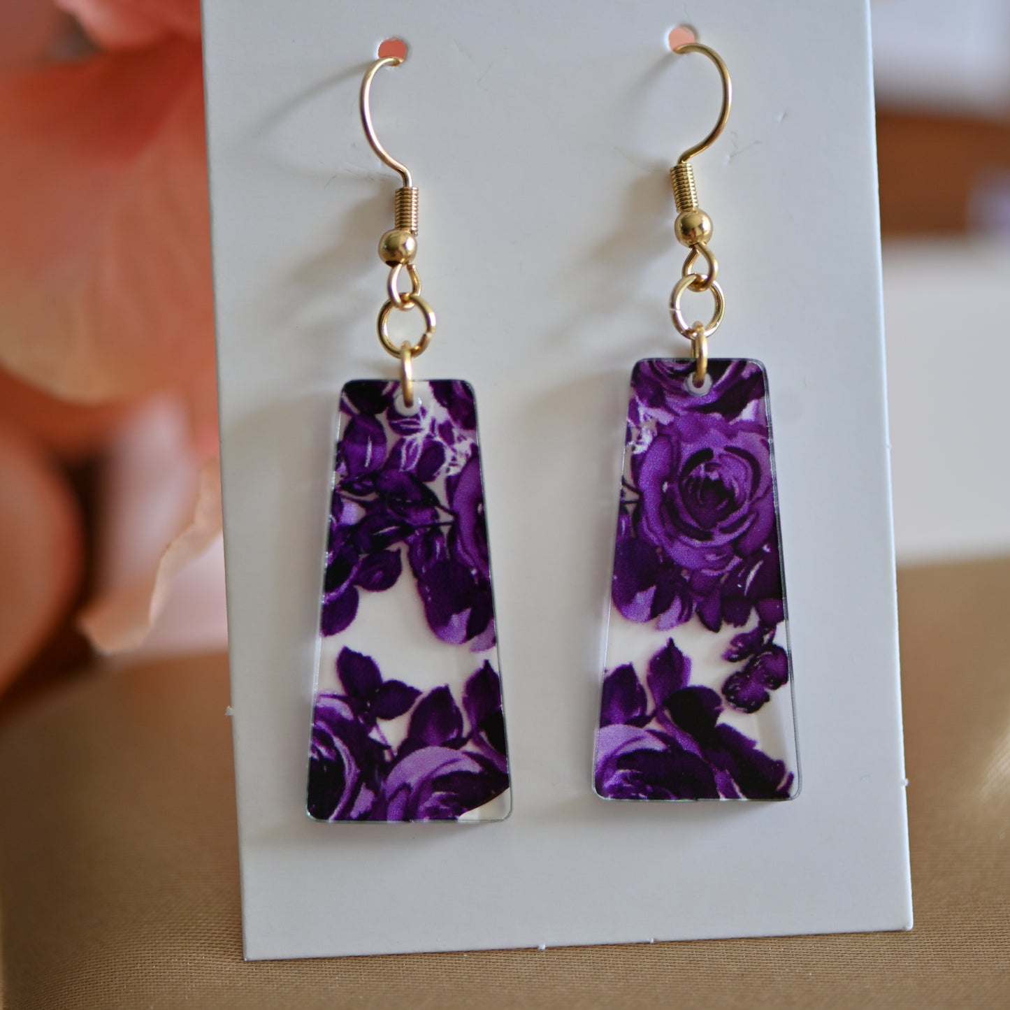 Clearance : Purple clear acrylic dangle earrings