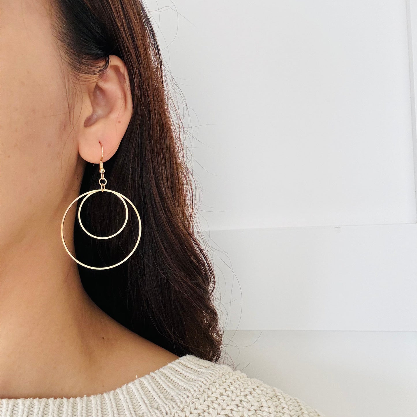 Round brass earrings